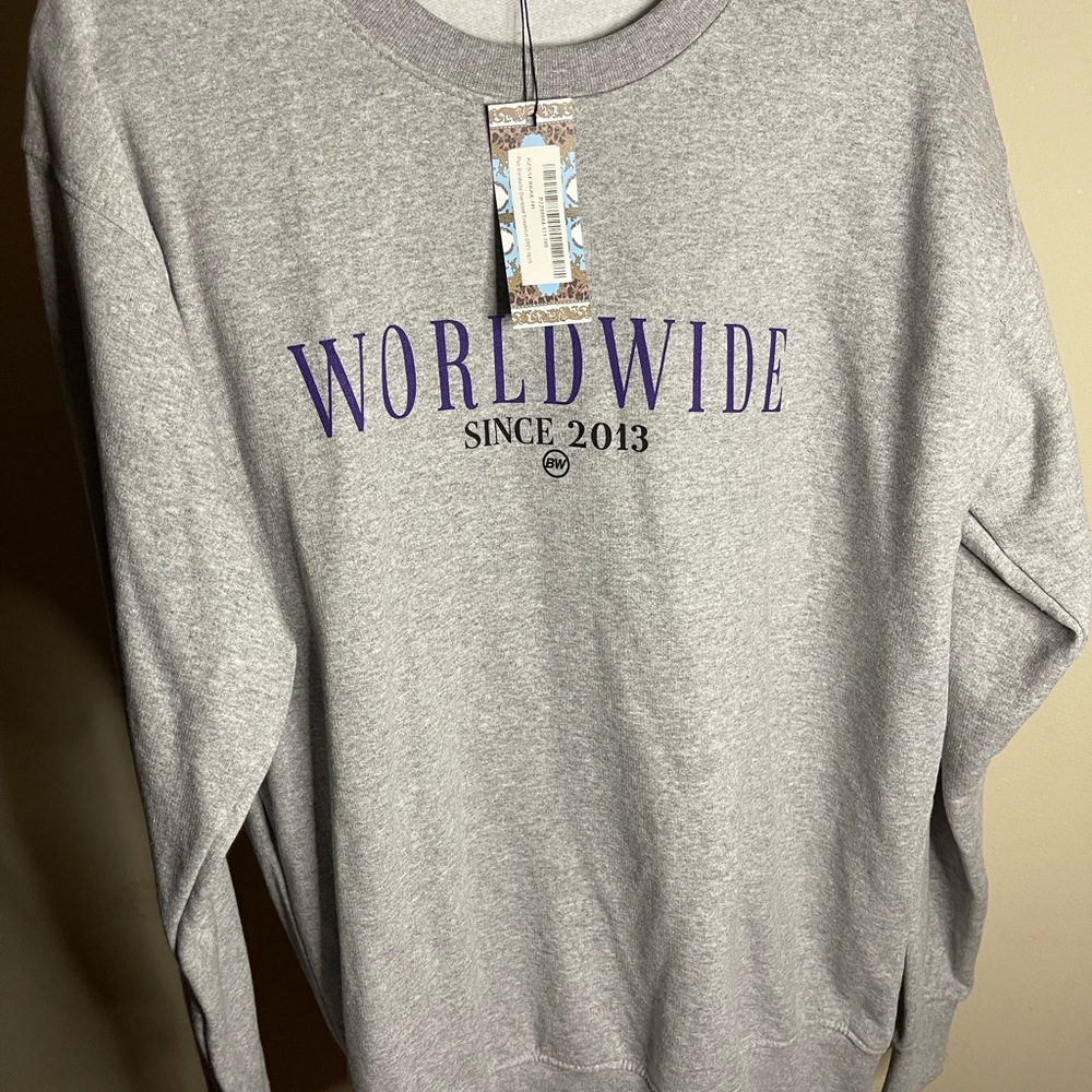 gray oversized crew neck sweater